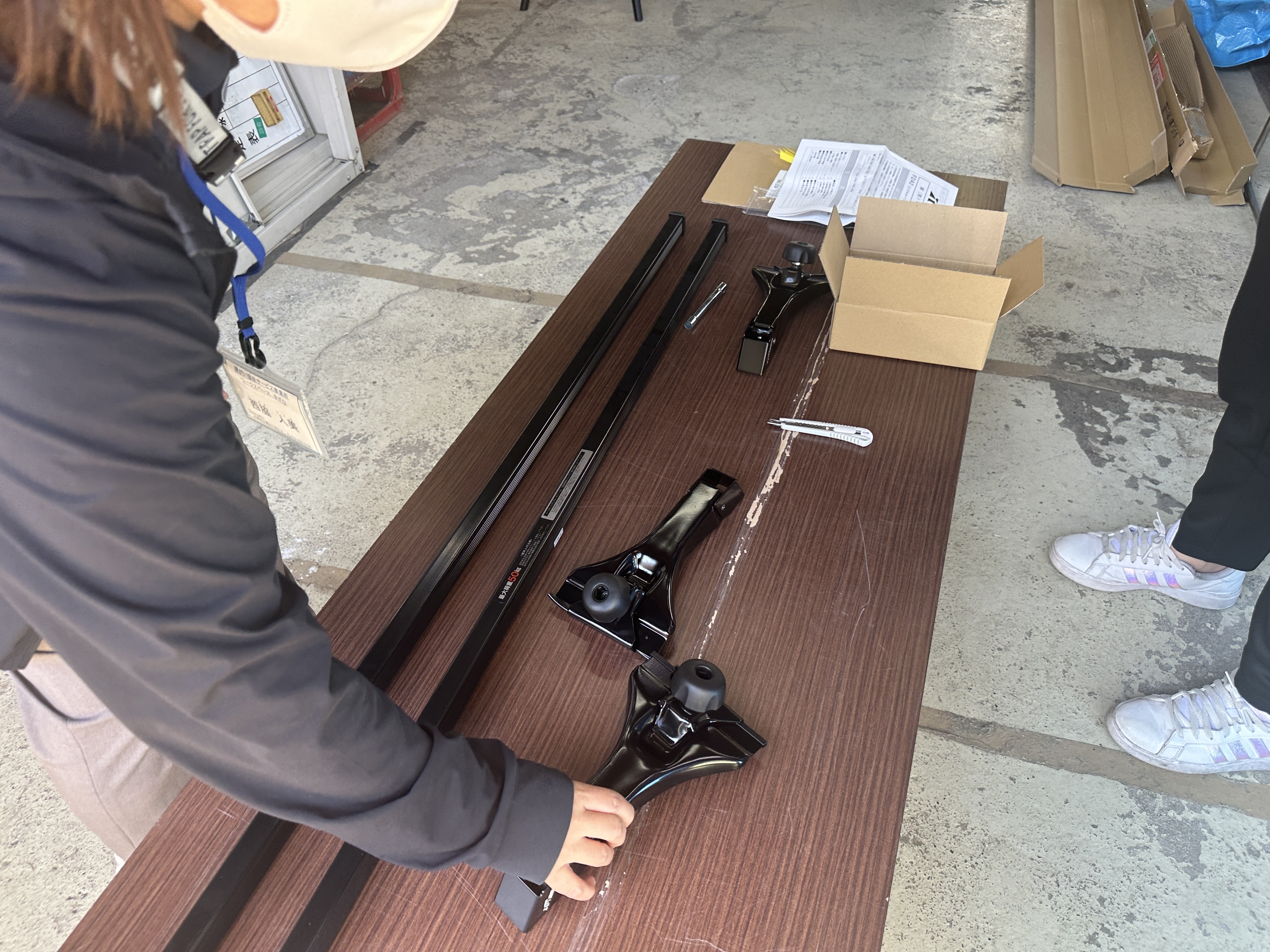 取り付ける車に合う、キャリアを用意